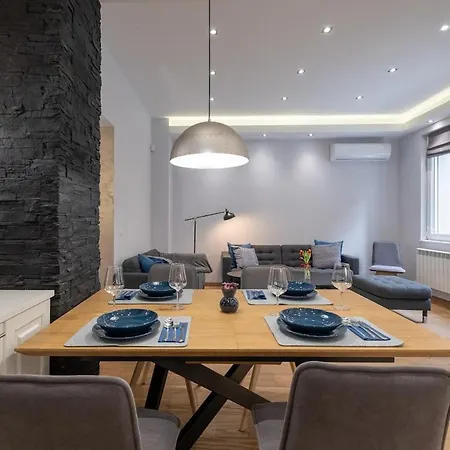 Appartement Dream 2bdr 2bthr At The Location *